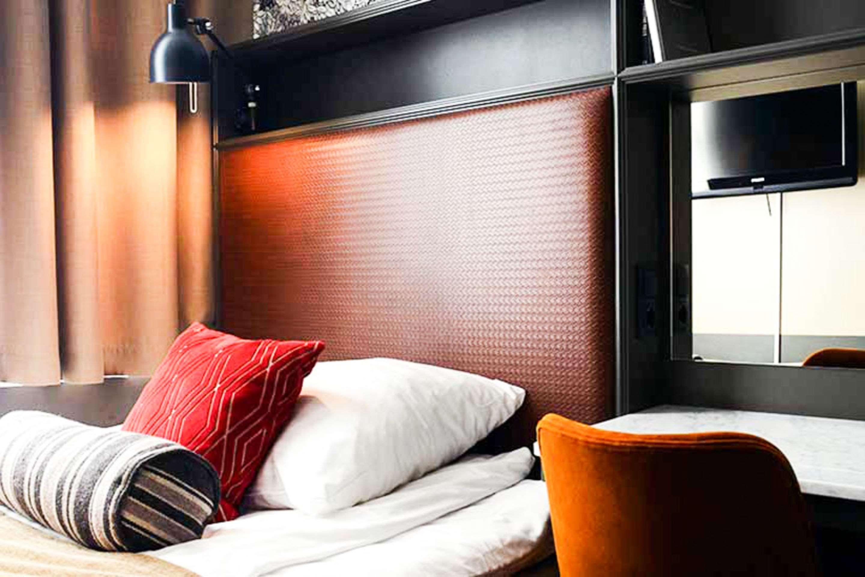 Home Hotel Temperance Malmo Bagian luar foto
